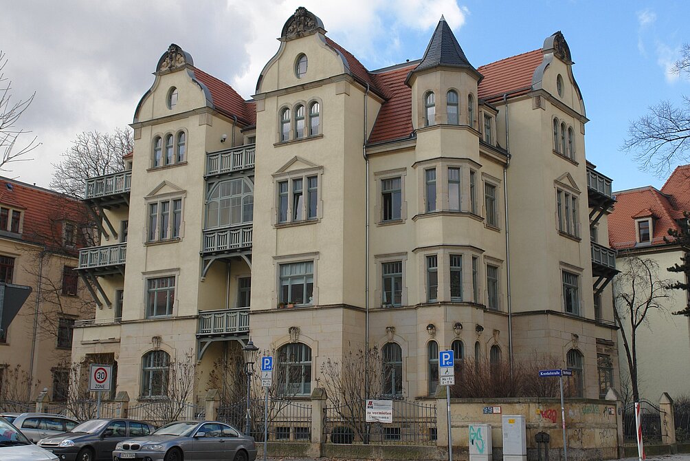 Aussenansicht des Wohnhauses in der Borsbergstraße 14